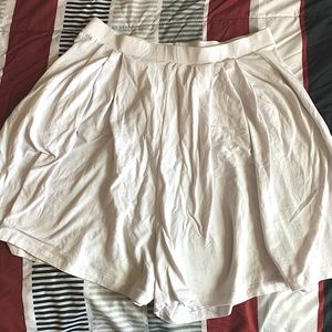 Rebdolls White Cotton Stretchy High Waisted Shorts